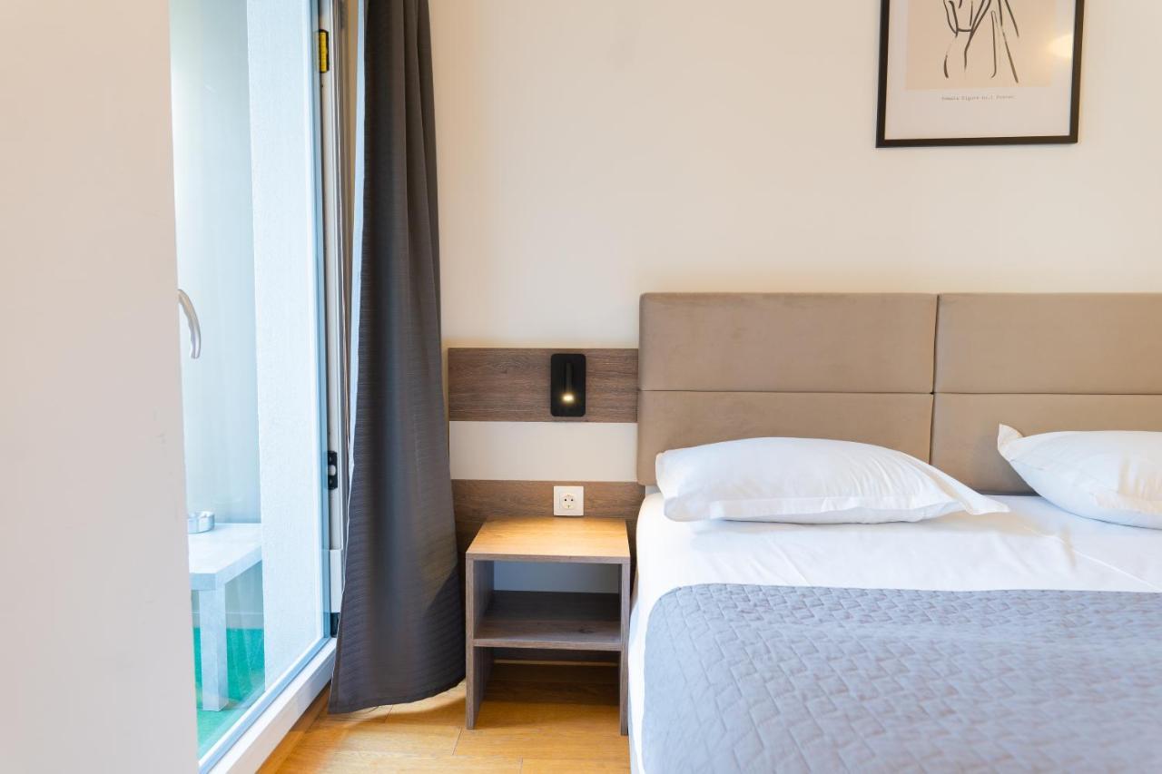 וינה Hotel Triester מראה חיצוני תמונה